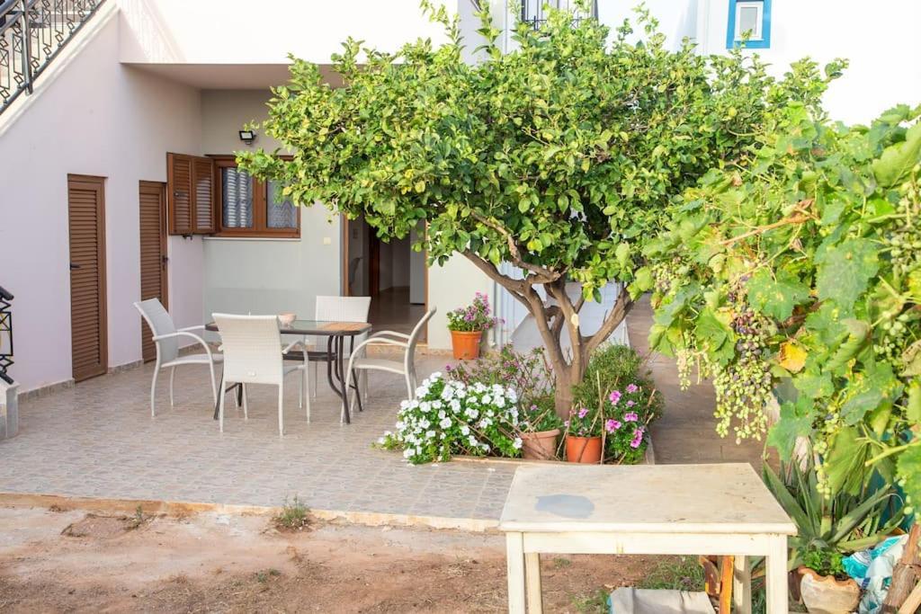 Εξοχη Και Θαλασσα Apartment Makry Gialos  Exterior photo